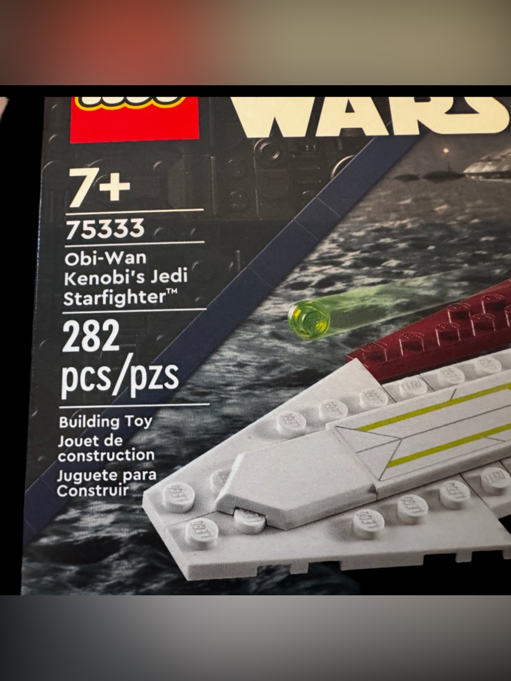 LEGO Star Wars: Obi-Wan Kenobi’s Jedi Starfighter (75333) - Picture 3 of 5